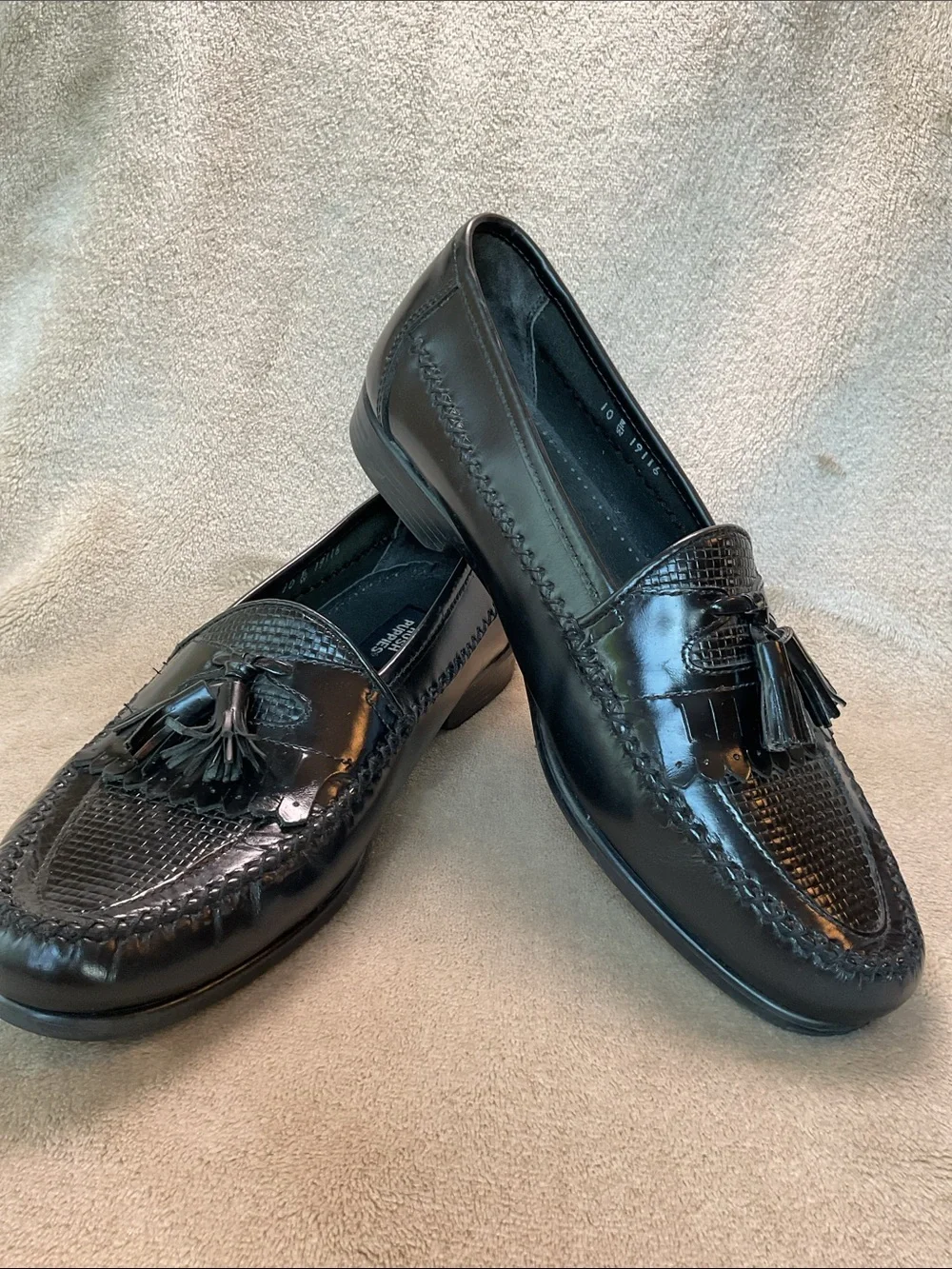 Hush Puppies shiny black